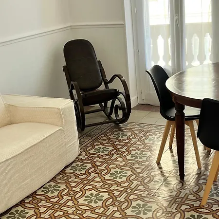 à 3 Min à Pieds De La Trottel